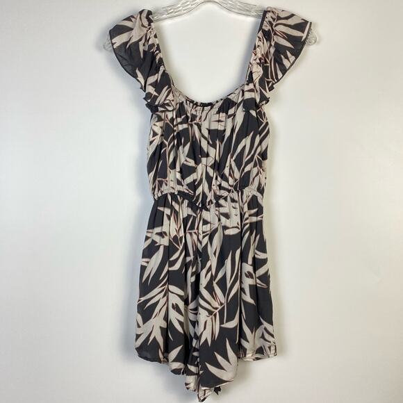 Amuse Society Estella Charcoal Grey Print Romper Size Small - Picture 11 of 14